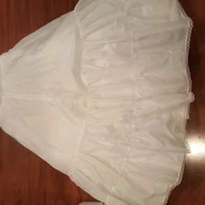 Wedding Veil and Wedding Skirt